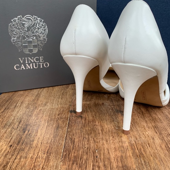 Nwot Adeilia Pump Vince Camuto 